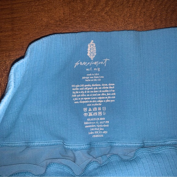 *SOLD* Free People Movement 7/8 Good Karma Leggings Bright Blue M/L - Picture 4 of 8